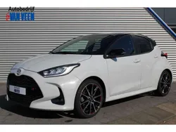 Grijs Gebruikt 2024 Toyota Yaris Hybrid Sport Hatchback | € 27.945 (Super prijs)