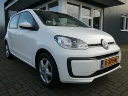 Wit Gebruikt 2017 VW up! move up! Hatchback | € 7.999 (Eerlijke prijs)