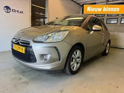 Beige, metallic lak Gebruikt 2010 Citroën DS3 Chic Hatchback | € 3.495 (Eerlijke prijs)