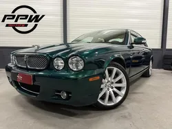 Groen, metallic lak Gebruikt 2008 Jaguar XJ Executive Sedan | € 24.850 (Duur)
