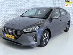 Grijs Gebruikt 2017 Hyundai Ioniq Sedan | € 5.999 (Super prijs)