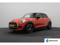 Oranje Gebruikt 2020 Mini Cooper Hatchback | € 17.400 (Eerlijke prijs)