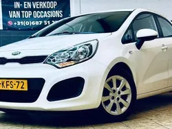 Wit Gebruikt 2013 Kia Rio Comfort Hatchback | € 6.950 (Eerlijke prijs)