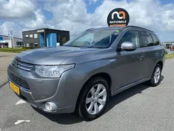 Grijs Gebruikt 2014 Mitsubishi Outlander Edition SUV | € 4.999 (Super prijs)