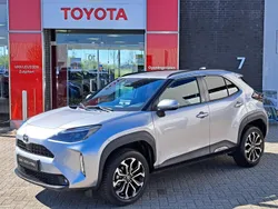 Zilver Gebruikt 2024 Toyota Yaris Cross SUV | € 30.740 (Duur)