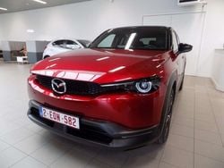 Rood Gebruikt 2023 Mazda MX30 Makoto SUV | € 29.950