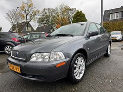 Grijs Gebruikt 2002 Volvo S40 Sedan | € 1.499 (Super prijs)