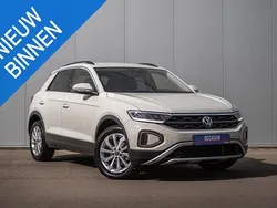 Grijs Gebruikt 2023 VW T-Roc Life SUV | € 28.500 (Super prijs)