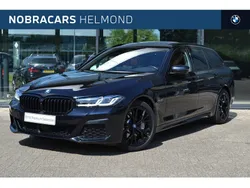 Zwart Gebruikt 2022 BMW 530e Executive Stationwagen | € 46.950 (Duur)