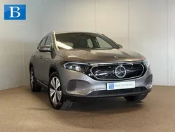 Grijs Gebruikt 2023 Mercedes EQA300 Progressive SUV | € 35.650