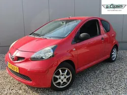 Rood Gebruikt 2008 Toyota Aygo Hatchback | € 1.498 (Eerlijke prijs)