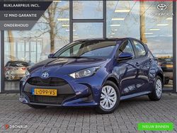 Blauw Gebruikt 2021 Toyota Yaris Hybrid Active Hatchback | € 20.995 (Eerlijke prijs)
