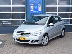 Grijs Gebruikt 2011 Mercedes B160 Business MPV | € 9.350 (Duur)