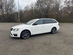 Wit Gebruikt 2014 Skoda Octavia RS Stationwagen | € 11.000