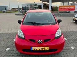 Rood Gebruikt 2006 Toyota Aygo Hatchback | € 1.100 (Goede deal)