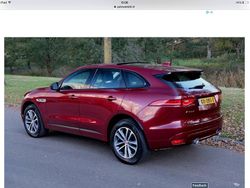 Rood (metallic) Gebruikt 2016 Jaguar F-Pace R-Sport SUV | € 20.950