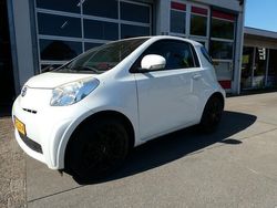 Wit Gebruikt 2011 Toyota iQ Comfort Hatchback | € 5.450 (Eerlijke prijs)