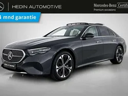 Grijs Gebruikt 2024 Mercedes E300 Luxury Sedan | € 61.500 (Eerlijke prijs)