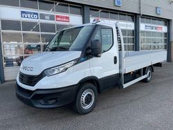 Wit Gebruikt 2023 Iveco Daily Van | € 82.400