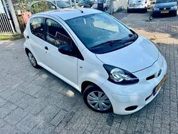Wit Gebruikt 2011 Toyota Aygo Hatchback | € 1.650 (Goede deal)