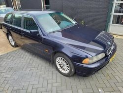 Blauw Gebruikt 2000 BMW 525 Stationwagen | € 3.450 (Goede deal)