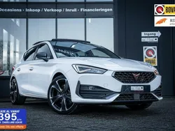 Wit Gebruikt 2022 Cupra Leon VZ Hatchback | € 29.490 (Eerlijke prijs)