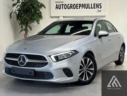 Grijs Gebruikt 2022 Mercedes A180 Business Sedan | € 24.990 (Super prijs)