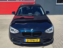 Blauw Gebruikt 2014 BMW 116 Executive Hatchback | € 7.499