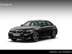Zwart Nieuw 2025 BMW 330e M Sport Stationwagen | € 67.126 (Super prijs)