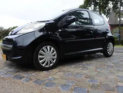 Zwart Gebruikt 2011 Peugeot 107 S Hatchback | € 1.650 (Eerlijke prijs)