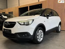 Wit, metallic lak Gebruikt 2018 Opel Crossland X SUV | € 13.950 (Eerlijke prijs)