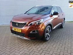 Bruin Gebruikt 2019 Peugeot 3008 Premium SUV | € 16.450 (Goede deal)