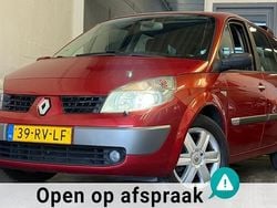 Rood Gebruikt 2005 Renault Grand Scénic II MPV | € 1.495 (Goede deal)