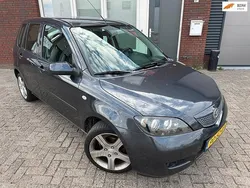 Grijs Gebruikt 2006 Mazda 2 Sportive MPV | € 3.295 (Iets duurder)