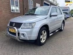 Grijs Gebruikt 2007 Suzuki Grand Vitara Exclusive SUV | € 4.749 (Eerlijke prijs)