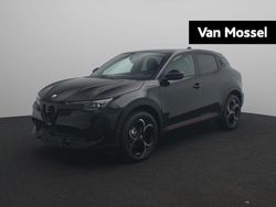 Zwart Nieuw 2025 Alfa Romeo Junior Edizione Speciale SUV | € 38.650 (Eerlijke prijs)