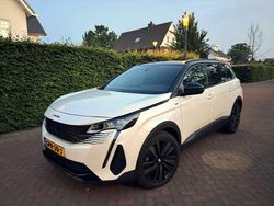 Wit Gebruikt 2022 Peugeot 5008 GT MPV | € 28.400 (Eerlijke prijs)