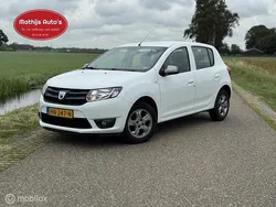 Wit Gebruikt 2015 Dacia Sandero Anniversary Hatchback | € 4.450 (Eerlijke prijs)