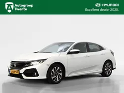 Wit Gebruikt 2017 Honda Civic Comfort Hatchback | € 17.795 (Eerlijke prijs)