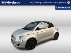 Bruin Gebruikt 2025 Fiat 500e Connect Hatchback | € 29.925 (Duur)