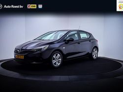 Zwart Gebruikt 2021 Opel Astra Edition Hatchback | € 13.925 (Goede deal)