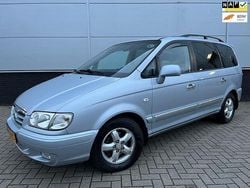 Grijs Gebruikt 2007 Hyundai Trajet Dynamiq MPV | € 7.950