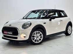 Wit Gebruikt 2017 Mini Cooper Business Hatchback | € 15.840 (Eerlijke prijs)