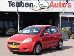 Rood Gebruikt 2007 Fiat Grande Punto Dynamic Hatchback | € 895 (Eerlijke prijs)