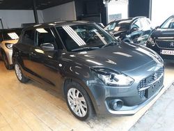 Grijs Gebruikt 2023 Suzuki Swift GL Hatchback | € 17.500 (Eerlijke prijs)