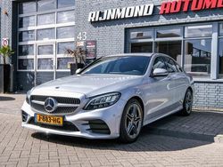 Grijs, metallic lak Gebruikt 2019 Mercedes C300 AMG line Sedan | € 28.495 (Goede deal)