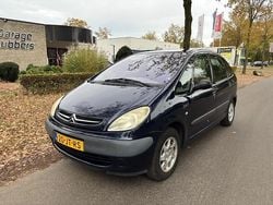 Blauw Gebruikt 2002 Citroën Xsara Picasso MPV | € 950 (Goede deal)
