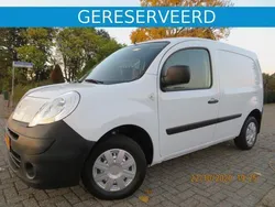 Wit Gebruikt 2010 Renault Kangoo MPV | € 5.995 (Eerlijke prijs)