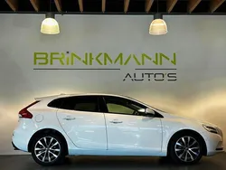 Wit Gebruikt 2018 Volvo V40 Dynamic Stationwagen | € 9.995 (Super prijs)