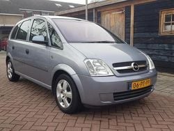 Gebruikt 2004 Opel Meriva MPV | € 1.795 (Eerlijke prijs)